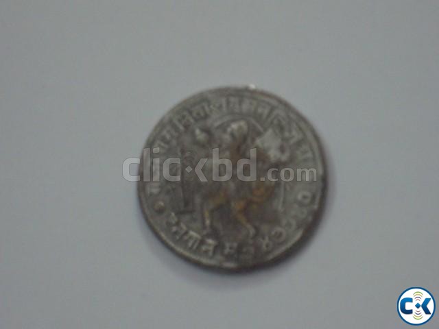 A very rare and old antique coin of India large image 0