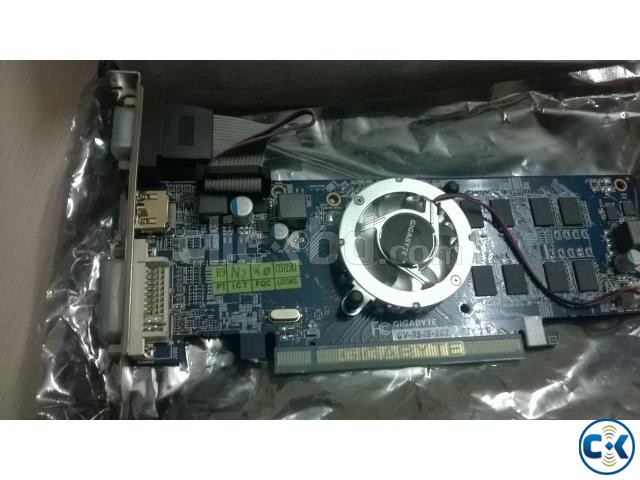 1GB DDR3 GIGABYTE GRAPHICS CARD large image 0