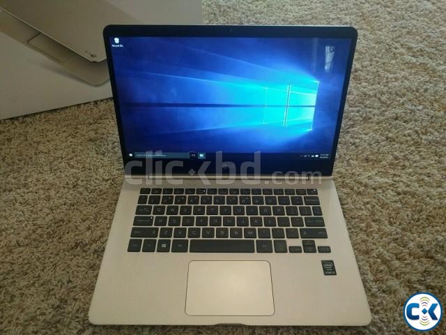 LG GRAM ULTRA LIGHT WEIGHT LAPTOP. large image 0