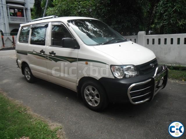 Toyota Noah GL 2004 large image 0