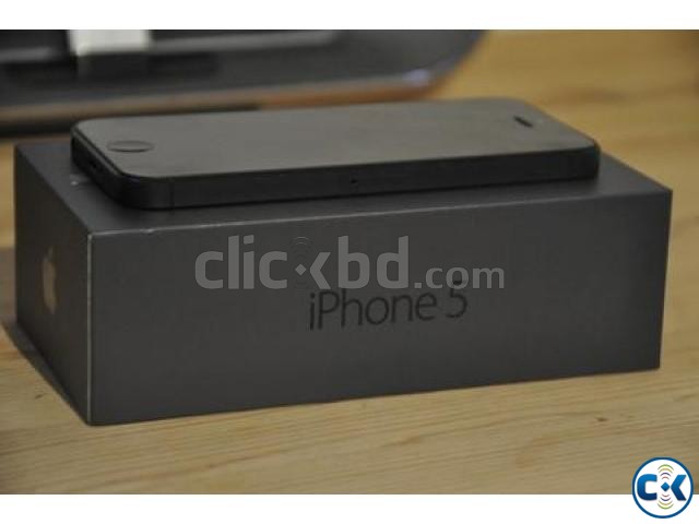 Iphone 5 16GB Black Factory Unlocked Box large image 0