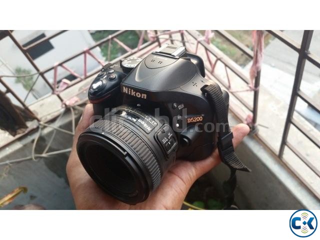 Nikon D5200 With 50mm 1.8G prime lens just condition. large image 0