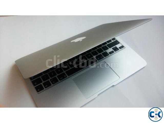 Brand New Apple MacBook Air 128GB HDD 1Year Warranty large image 0