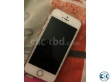 Appple iPhone 5S 32GB gold Factory unlocked........