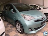 Toyota Ractis G Light Green 2012