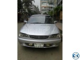 Toyota Corolla SE Saloon Reverie - Model-1999