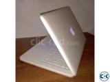 Apple MacBook Core 2 Duo 4GB Ram 500GB HDD