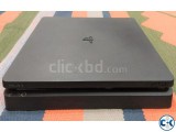 PS4 Slim Jet Black 500GB with 7 Games