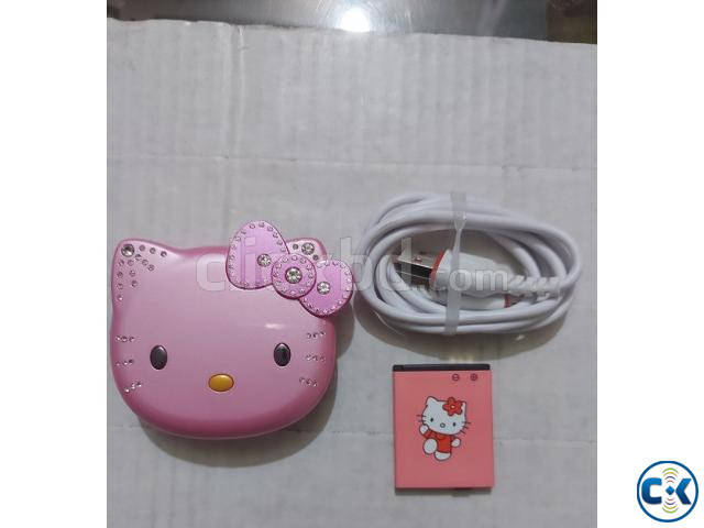 Hello Kitty K688 Mini Folding Mobile Phone - White large image 1