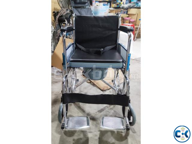 Standard Commode Wheelchair Folding Commode Wheelchair large image 0