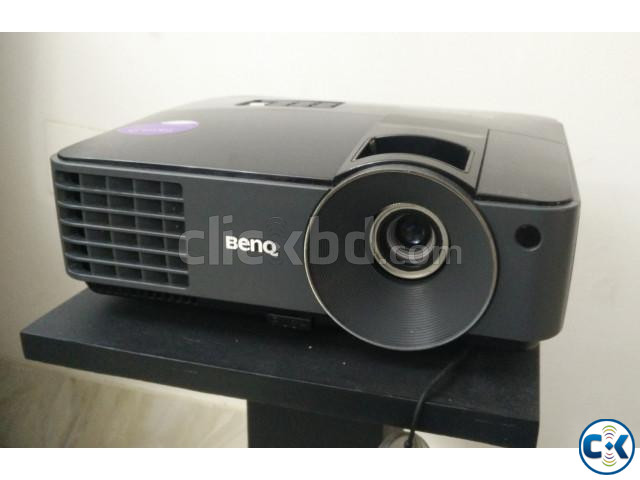 BENQ projector large image 0