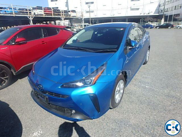 Toyota Prius Blue 2019 S-LED large image 0