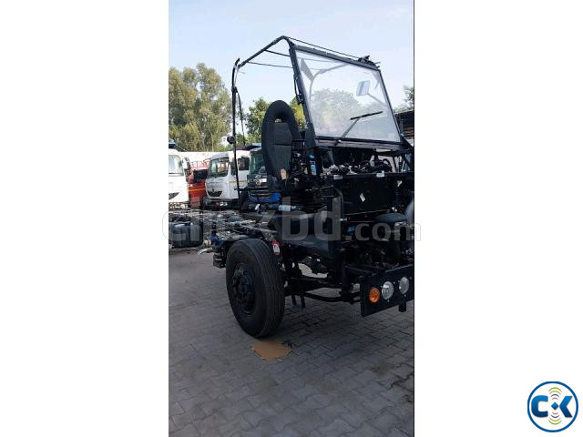 Ashok Leyland Bus Chassis Super B 1616 large image 1