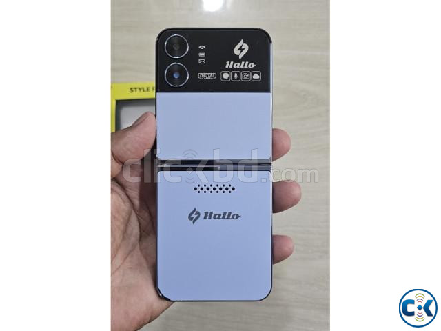 Hallo Style Foldable Phone Four Sim Warranty large image 0