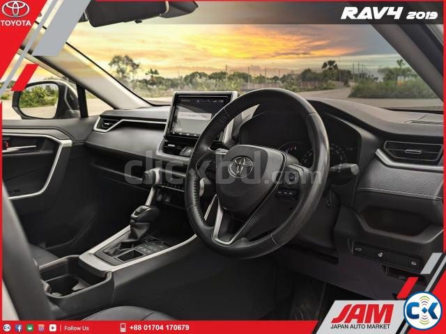 Toyota RAV4 G Package 2019 large image 1