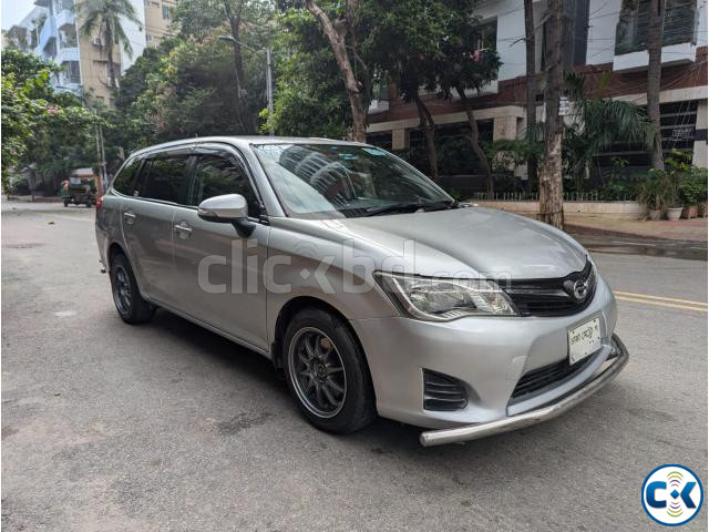 Toyota Fielder 2012 Non-Hybrid  large image 1