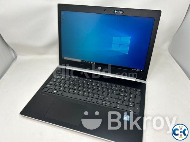 Hp cor i5 8th gen 8gb ram 128 1tb ssd 15.6 inch display large image 1