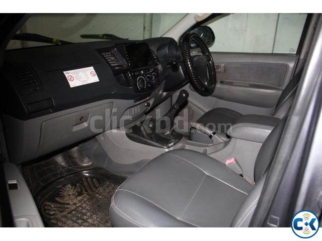 Toyota Hilux Double cabin Pickup D4D 2011 large image 3