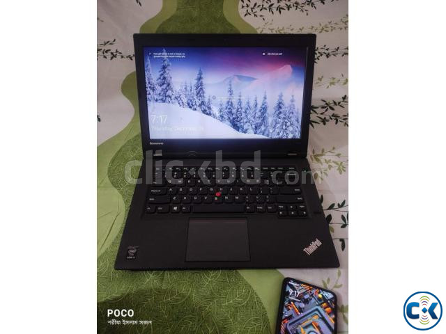 Lenovo Thinkpad 8gb ram 128ssd 3hr battery super fast large image 0