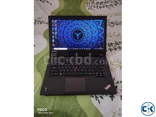 Lenovo Thinkpad 8gb ram 128ssd 3hr battery super fast large image 3