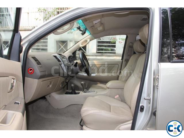 Toyota Fortuner 7 Seat Octane 2006 large image 3