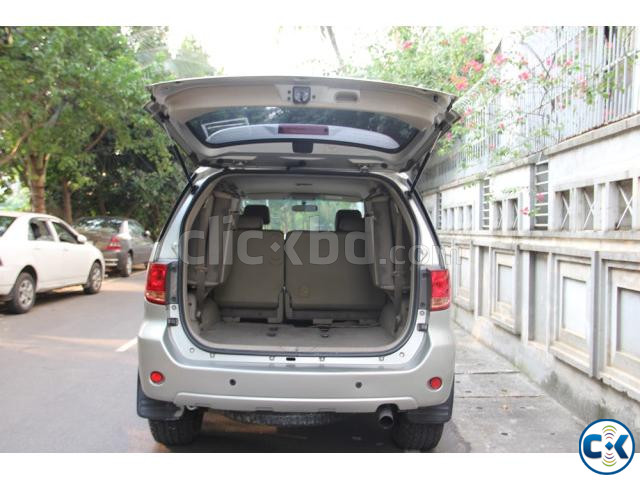 Toyota Fortuner 7 Seat Octane 2006 large image 4