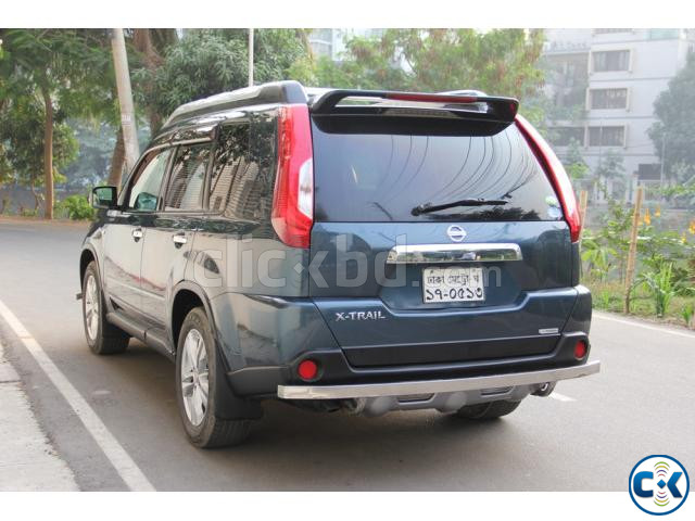 Nissan X Trail New Shape Octane 2010 large image 2