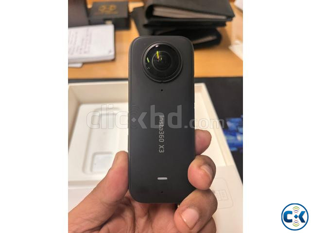 Insta 360 X3 Camera large image 3