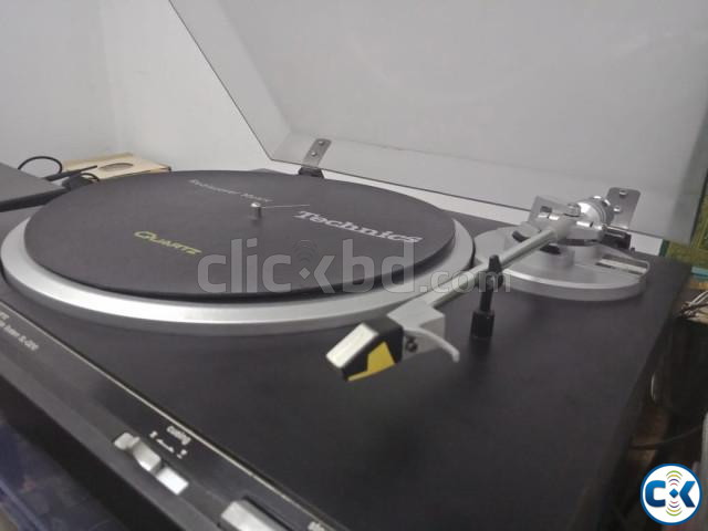 Technics Direct Drive Record Player large image 1