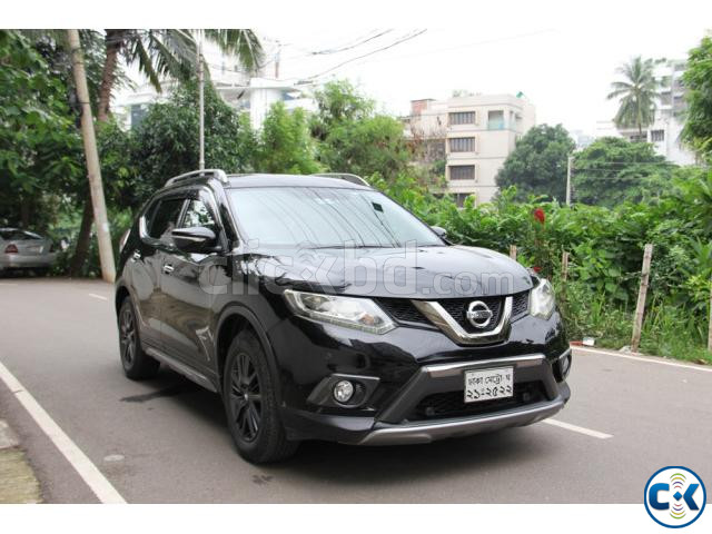 Nissan X Trail New Shape 4WD Back Door Power 2016 large image 0