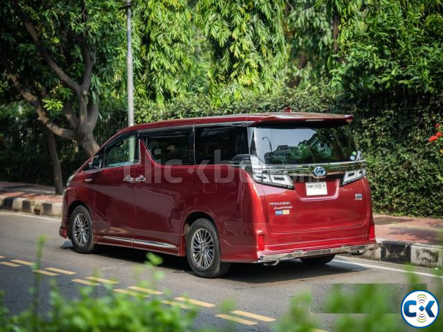 Toyota Vellfire Executive Lounge E-Four 2018 large image 0