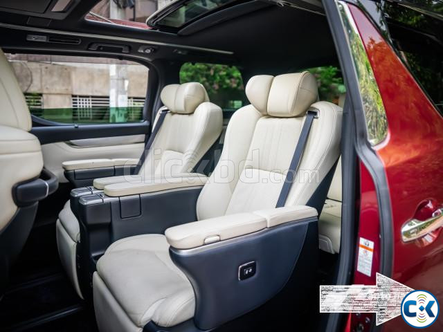 Toyota Vellfire Executive Lounge E-Four 2018 large image 3