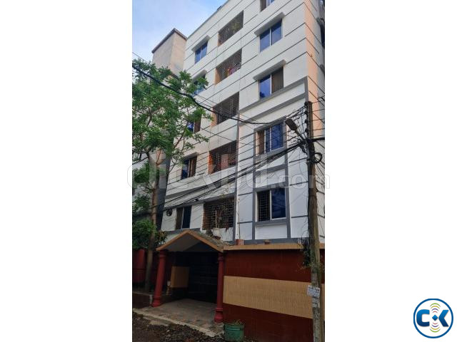 1700 sft apartment used for sale at Bashundhara R A large image 1