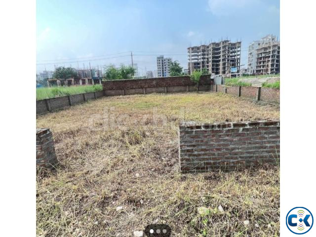 Bashundhara Property Sale 3 4 5 Katha Plot Available large image 0