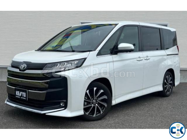 Toyota Noah Hybrid SZ 2022 large image 0