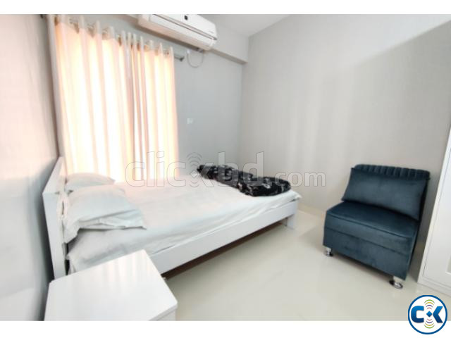 Furnished 2 Bedroom Apartment RENT in Bashundhara large image 0