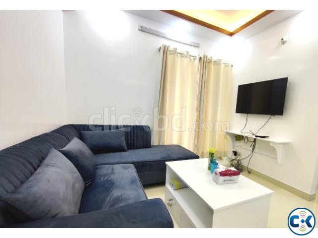 Furnished 2 Bedroom Apartment RENT in Bashundhara large image 1