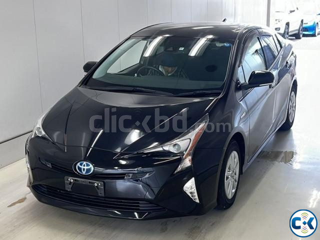 Toyota Prius S Safety Plus Package Showroom Available 2018 large image 0