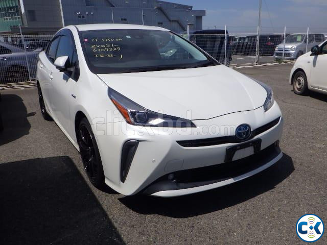 TOYOTA PRIUS A TOURING SELECTION PACK 2019 MODEL large image 0