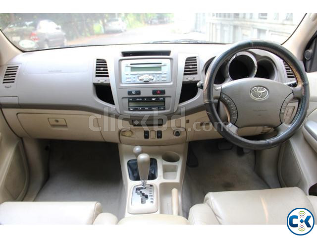 Toyota Fortuner 7 Seat Octane 2006 large image 4