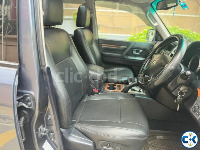 Mitsubishi Pajero GLS V93 Sunroof Power Seat 2008 large image 3