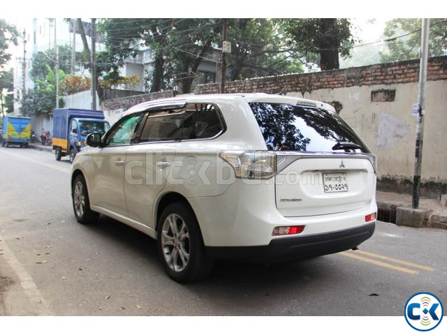 Mitsubishi Outlander New Shape 2012 large image 0