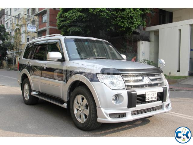 Mitsubishi Pajero Exceed V93 7 Seat 2006 large image 0