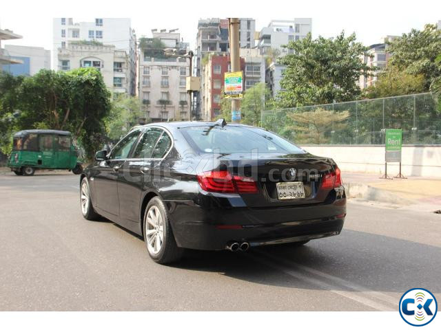 BMW 520i 2011 large image 1