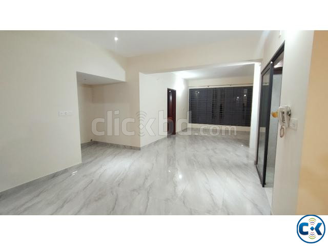 New Beautiful Residential Flat Rent in Banani large image 1