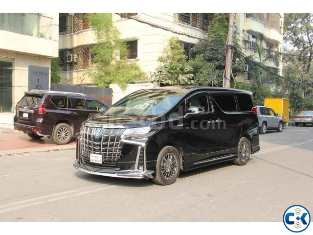 Toyota Alphard Executive Lounge E-Four 2019 large image 3