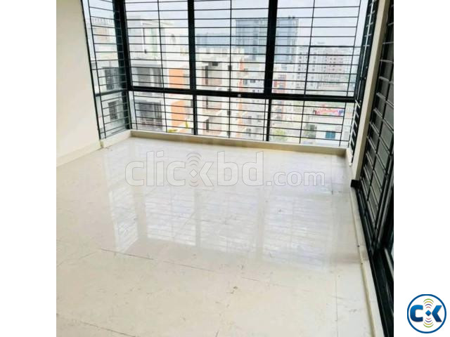 Furnished apartment to rent large image 2