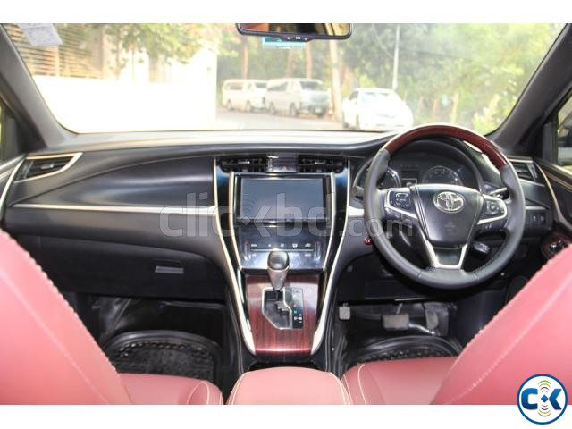 Toyota Harrier Premium Package Power Seat 2013 large image 4