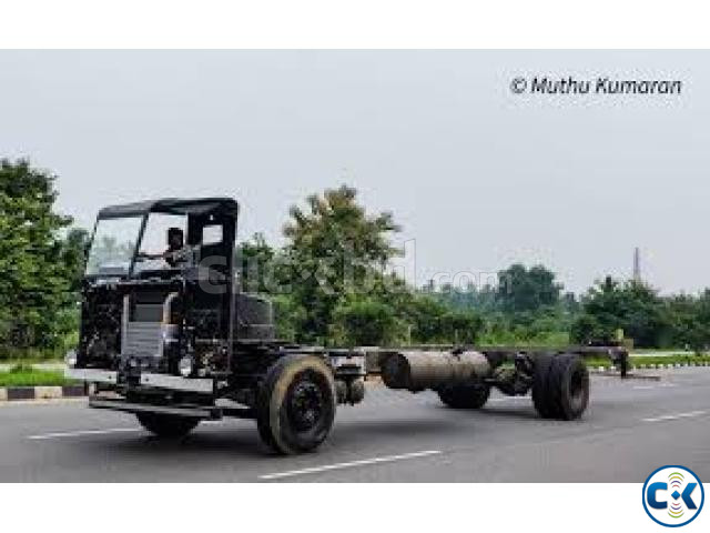 Ashok Leyland B-1616 Bus Chassis 52 Seats  large image 3