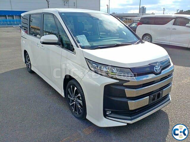 Toyota Voxy 2023 large image 0